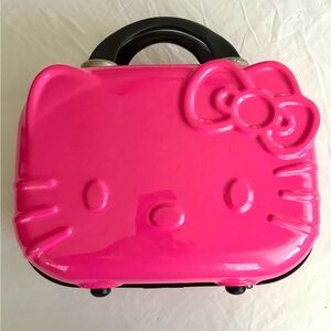 Hello Kitty hard shell zippered travel/train case 11”